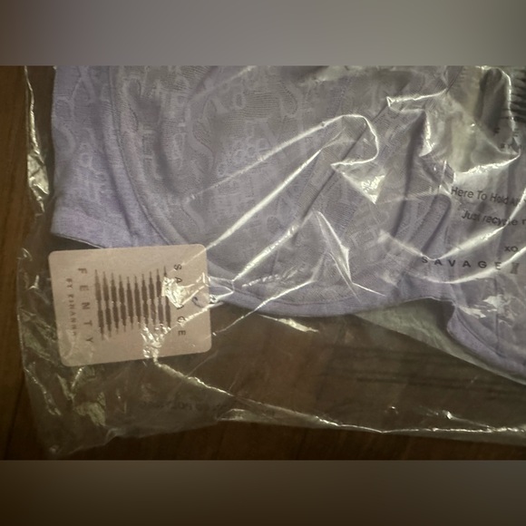 NWT SIGNATURE SCRIPT UNLINED LACE BRA 38DDD LAVENDER - Picture 2 of 4